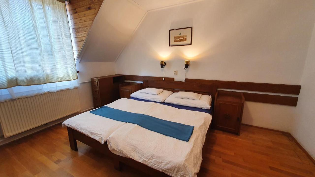 Harmonia Apartmanhaz Balatonlelle Exterior photo