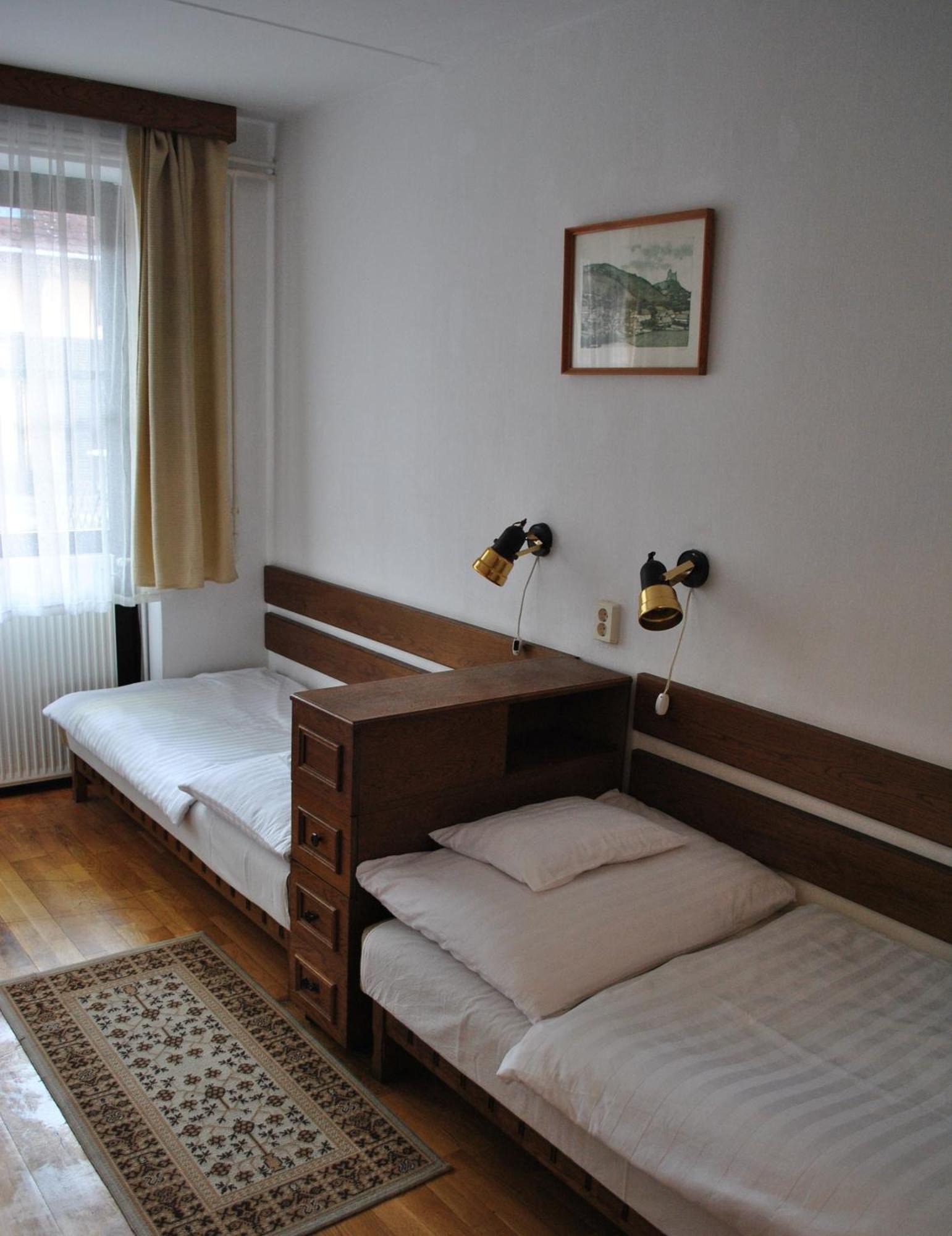 Harmonia Apartmanhaz Balatonlelle Room photo